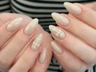 人気【ハンド】オフあり💚ワンカラー+立体クロムパーツ2個付け