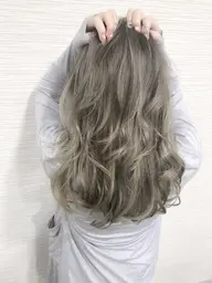 カット+ブリーチダブルカラー+１stepトリートメント￥11000