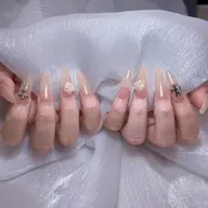 チップ+ジェル長さ出し☆【持ち込みデザイン】★オフ無料★アート4本まで