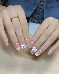 持ちデザインやり放題¥8000 【初回ジェルオフ無料ケア込み】