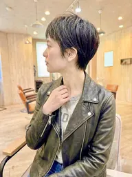 【乾燥広がり髪へ★まとまり良く手触りなめらかに回復】カット+ トリートメント【口コミ投稿で🉐】