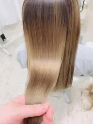大人気！！大人気🥰髪の修復専門店自慢のナノリペアトリートメント🌼メンテナンスカット付き！（毛先3​〜​5cmのカット）