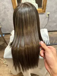 有料級講師に来てもらっての縮毛矯正モデル。5/12限定