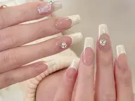 🦋カラーフレンチ(色2個まで)「初回ジェルオフ無料ケア込み」【パラジェルあり】¥4280