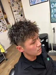 💈カット+ツイストパーマ(2000円〜)