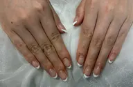 フレンチネイル