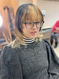 学割🌸大学生限定🌸 ポイントブリーチで作るインナーカラー+ツヤ感&透明感カラー