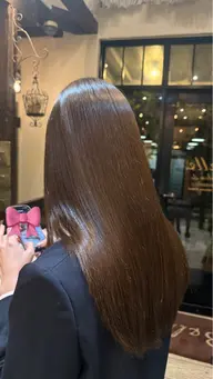 【地毛のような自然なサラサラへ🍃】艶感ナチュラル美髪矯正✨