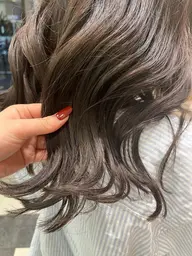 【赤みを消して透明感出したい方】ダメージレスアディクシーカラー🥣