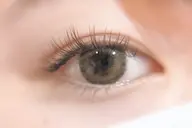 学割！２０歳以下の方限定！エクステ120本¥4,980✨フラットラッシュに変更は＋550円◡̈初めてエクステをする方も♪