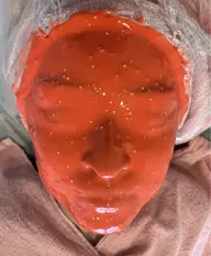 カスマラパック×毛穴洗浄付き✨🌙　SNS映え！話題のカラフルな謎なパック…！