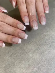 フレンチネイル