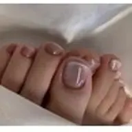 【フットネイル】ちゅるん×キラキラ￥4000