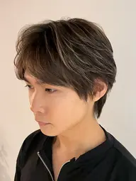 メンズカット+ハイライト　¥9900