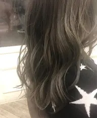 白髪ぼかしハイライトor全頭ブリーチのダブルカラー