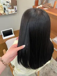 イルミナ（艶.透明感）カラー🪄＋cotaトリートメント🫧＋長さ料金✂️口コミキャンペーン中💌 『土日祝＋1100』