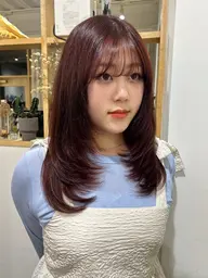 艶感レッド×韓国風レイヤーカット
