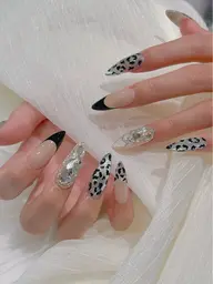 《ハンド》【期間限定】※オフあり※長さ出し10本＋持ち込みフルアート［パーツつけ放題］