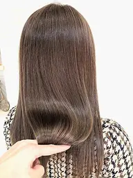 【minimo限定価格✨️】縮毛矯正(髪質改善ストレート🉑)➕トリートメント(土日11，000円)