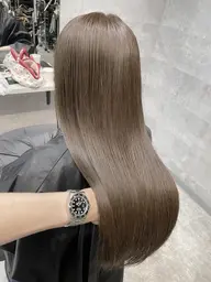 【髪質改善 / 美髪ケア】カット + 超高濃度プレミアムコラーゲン水素ULTOWAトリートメント / ¥9000〜