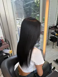 【黒にしたいけどまたブリーチしたい方必見】落ちる黒染め(ロング料金別)