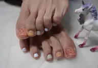 【RASERA】ネイルコラボ開催☆フットカラフル（パーツ代込み）7,500円2色以上のカラーやパーツを使ったデザイン