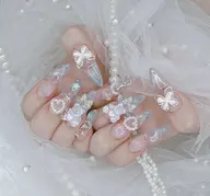 10本長さ出し➕パーツ付け放題コース(痛いアート、3D除外)オフ込み(店内全てのパーツつけ放題)