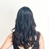 15分以内でできる、簡単な夜セット。巻きおろし、ストレート、ナチュラルなハーフアップ、ポニーテール、アップなど。