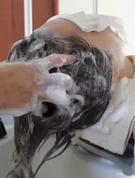 《ヘッドスパ付きクーポン》似合わせカット＋炭酸スパ