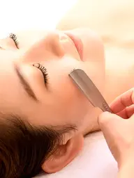 【眉デザイン選べるパック付】シェービングフルコース(顔,襟足,保湿)✨🌝クレンジング→お顔剃り→保湿→襟剃り