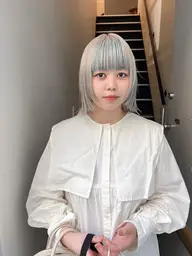 ケアブリーチハイトーンカラー（トリプル）＋髪質改善トリートメント🌿＋シャンプーブロー