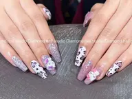 4月オフ無料✨チップ長さ出し持ち込み6本デザイン（パーツつけ放題）💞