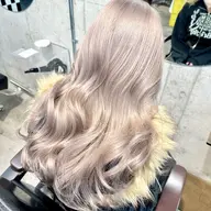 【全体ブリーチする方!!】✨🎀ダブルカラー(ケアブリーチ込)➕カット➕高保湿トリートメント🎀✨