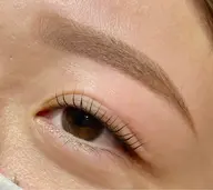 まつげパーマ(上)＆美眉WAXスタイリング