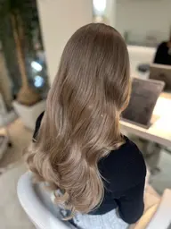 🎀🐰艶髪ハイトーンカラー🐰🎀《リタッチ》ケアブリーチ➕カラー➕6stepトリートメント