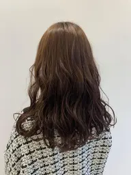 [新規] 可愛くイメチェンカット✂️&ダメージレスな今話題のイルミナカラー✨&色持ち変わるトリートメント❣️