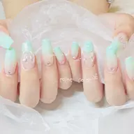 ベテラン担当💅🉐ハンドチップ長さ出し10本+ワンカラー+パラジェル6480円♪お写真モデル様👣オフ有+550円✨