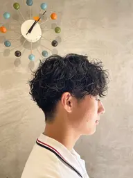 📕✨《 学割U24 》スパイラルパーマ＋カット