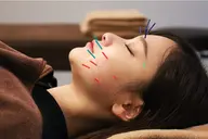 【美容鍼】フェイスラインケア！小顔スイッチON！むくみ・たるみケア◎美容鍼×小顔整体でスッキリ小顔へ✨