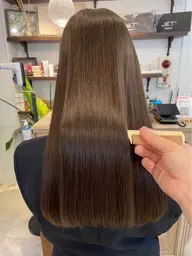 いつでも輝く艶髪に✨【艶髪縮毛矯正+カット】💇♀️