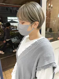 カット💇🏼‍♀️＋ブリーチ（ケアブリーチ）✨＋美容成分配合カラー🌈＋極上TOKIOトリートメント🧖🏻‍♀️