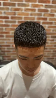 カットとアイロンパーマ