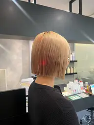 【☀️平日限定☀️】ボブカット✂️+カラー🎨+オリジナルトリートメント🫧