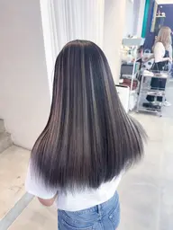 【☆デザインカラー☆】ブリーチハイライト10枚＋オンカラー＋ヒト幹細胞スパトリ✨¥15800→¥9900​〜​