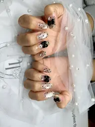 【オフ無料】フレンチ　ベースカラー＋1000円フレンチ色追加＋500円)