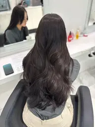 🫧人気No.1メニュー🫧【癖・広がり・ダメージ毛に◎】🫧似合わせカット➕赤みを抑える透明感カラー➕髪質改善TR🫧