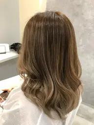 平日限定🖤ケアブリーチ使用🖤ダブルカラー(ブリーチ+カラー)🖤心斎橋/四ツ橋/南船場🖤