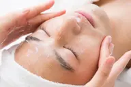 メンズフェイシャルエステ60分➕️メイク付き(希望の方)