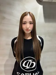 のどか限定Roooケアカラー➕レイヤーカット(毛先、顔まわりロングカット)