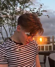 【学割U24ラフにキマる✨️】メンズ刈り上げるセンターパート